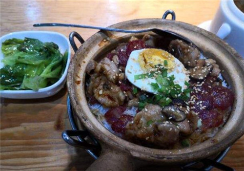 妙秒香煲仔饭加盟