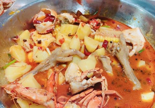 俏表嫂儿肉蟹煲加盟