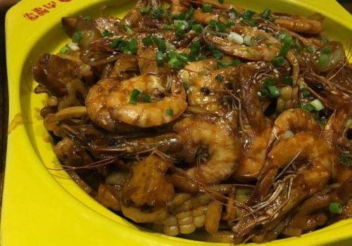 钳嘴肉蟹煲加盟