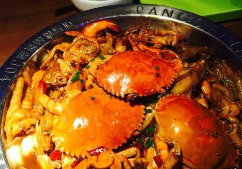 不太二肉蟹煲加盟