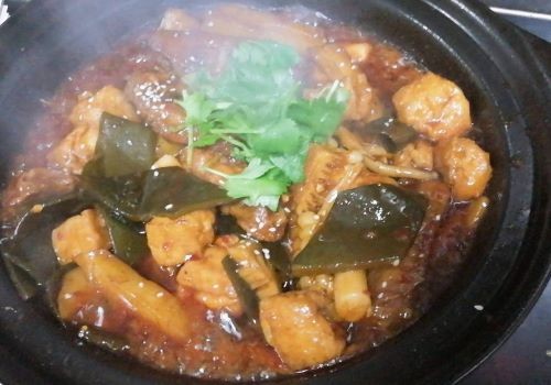 小怪兽肉蟹煲加盟