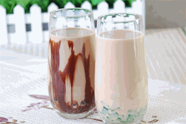 1默默奶茶