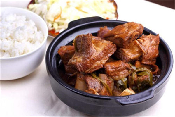 咏春排骨米饭