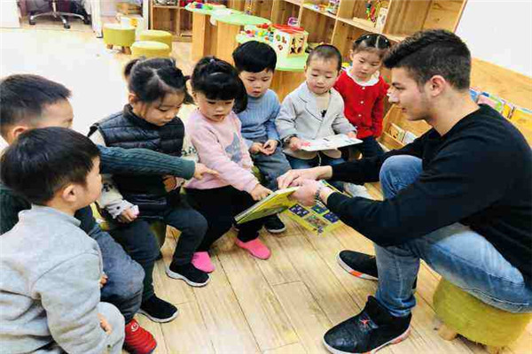 美恩快乐英语加盟