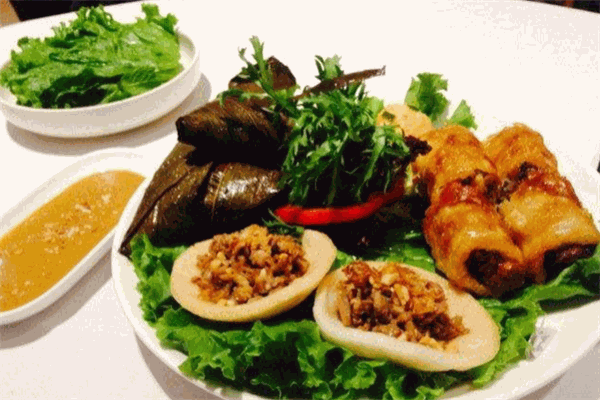 金牛苑越南菜