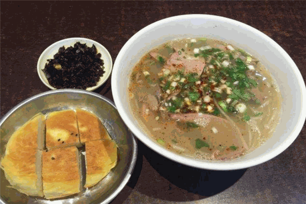 鼓楼羊杂割羊肉汤