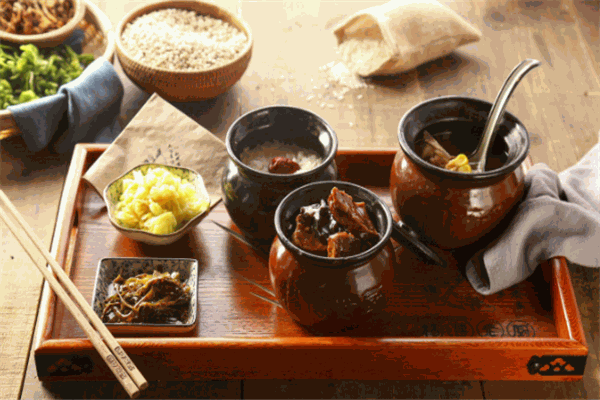 杨井瓦缸小吃