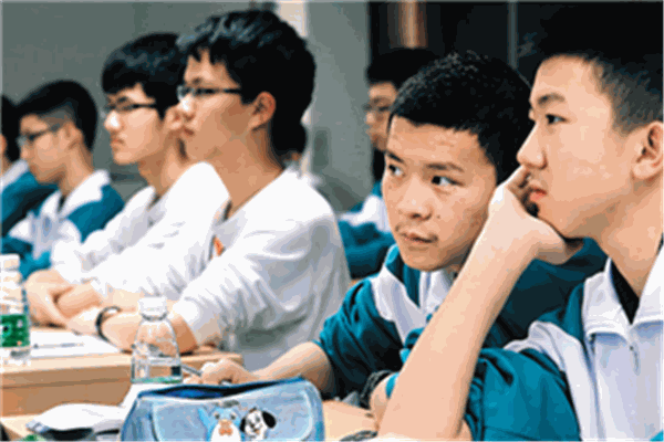黄保余语文千人教育