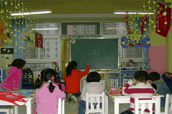 易写娃幼儿写字加盟