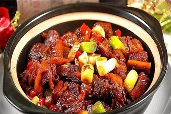 黄鼠狼鸡公煲加盟