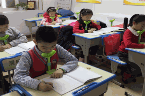 晨曦练字加盟