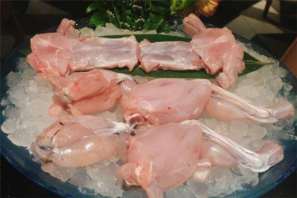 吼爽鳗豚蛙麻辣火锅