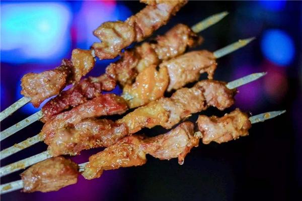 天乐撸秘酱五花肉串
