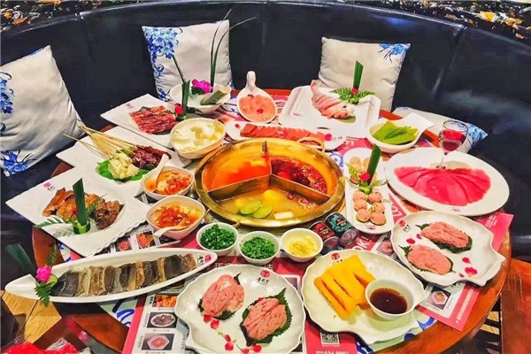 酌味涮健康小火锅