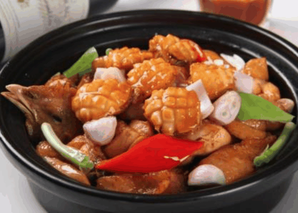 红焖鸡和黄焖鸡米饭