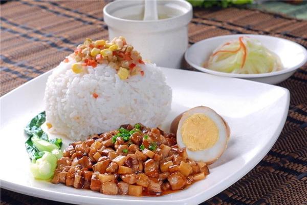 盖世一番卤肉饭