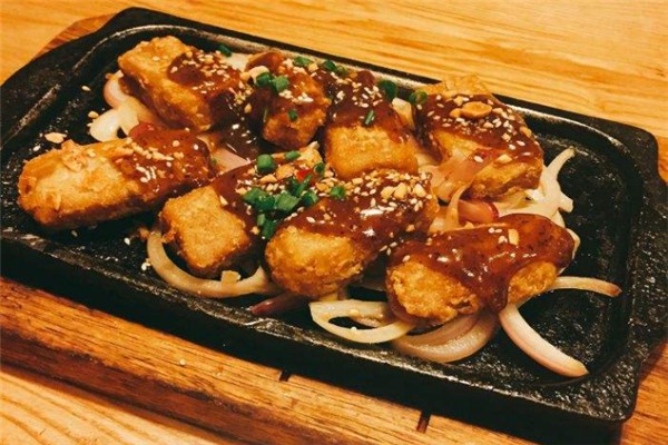 民匠铁板制饭局
