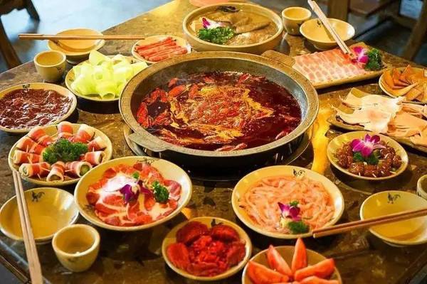 九玺炉旋转小火锅