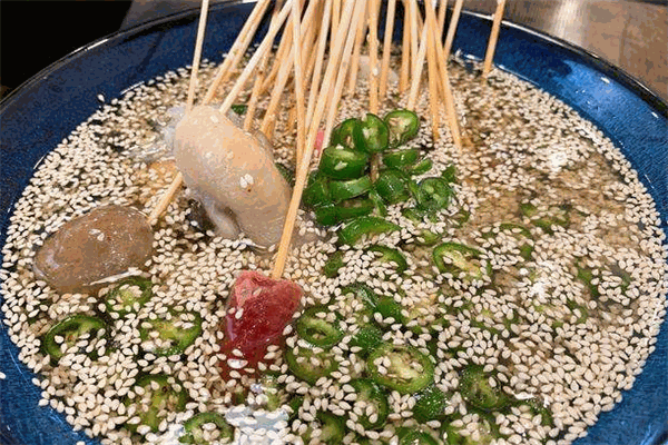 小签欢钵钵鸡