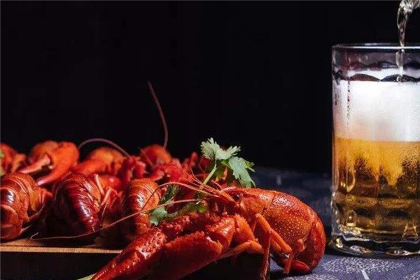 驭食道酿酒小龙虾