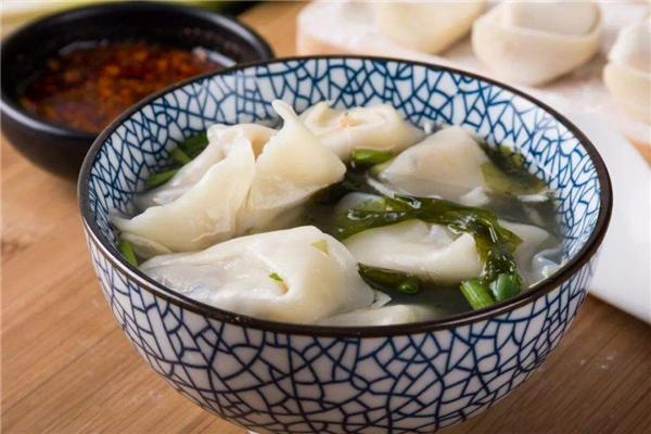 十个鲜馄饨
