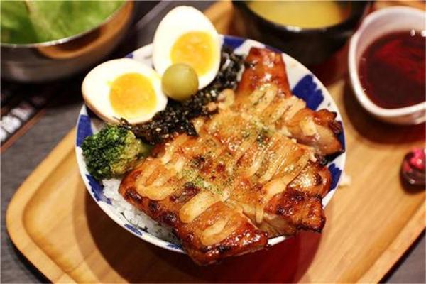 胖三德盖码饭