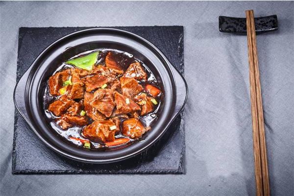 宋小七石锅鸡米饭