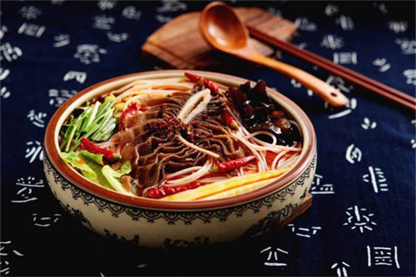 小胖丫过桥米线