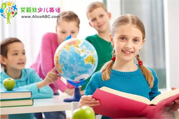 艾莉丝少儿英语加盟