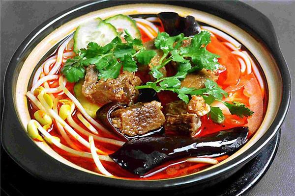 云味园云南土锅米线