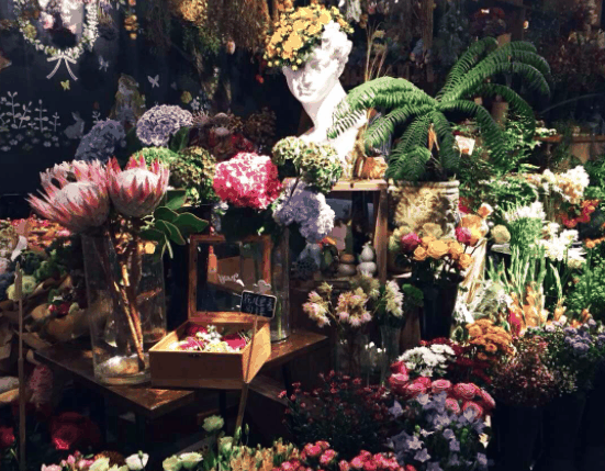 莎啦啦鲜花店