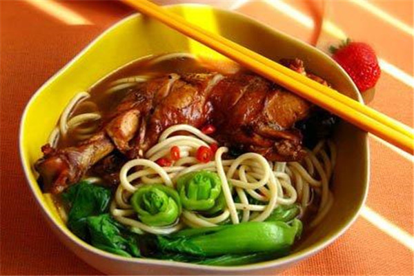 源味香过桥米线