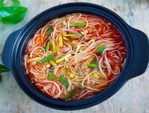 砂锅过桥米线