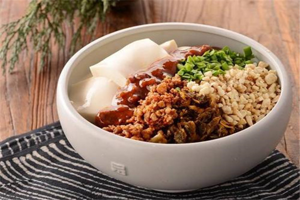 春哥鸡汁米线