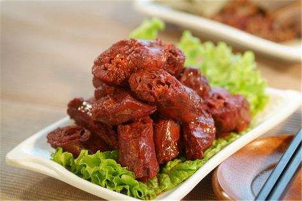 樱桃小黑鸭脖