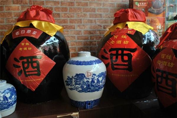 万古泉散白酒