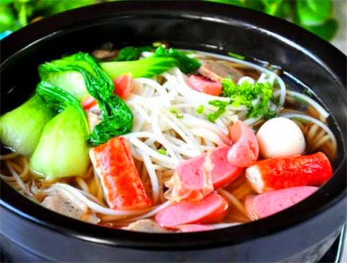 鸿沅桥过桥米线