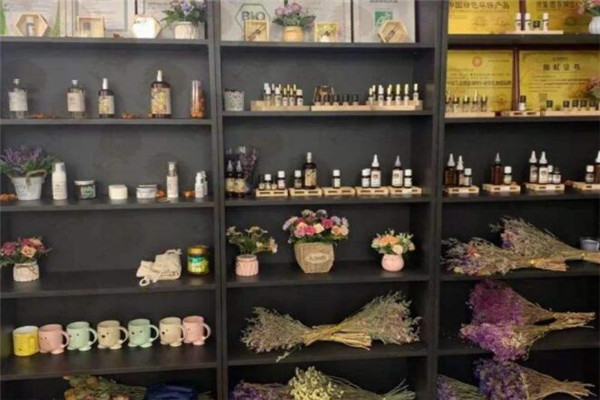 摩芳儿童芳香照护加盟