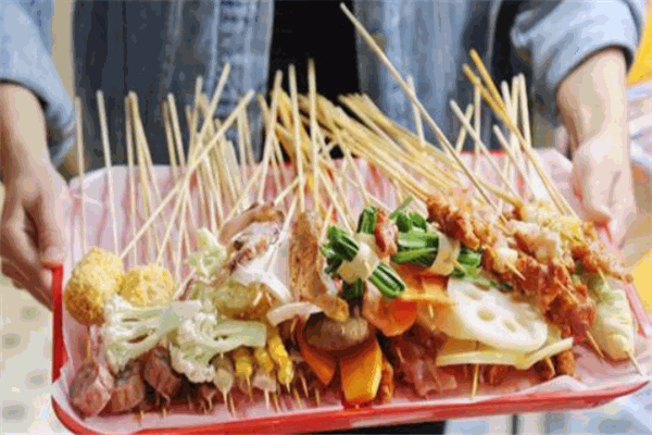 默串串