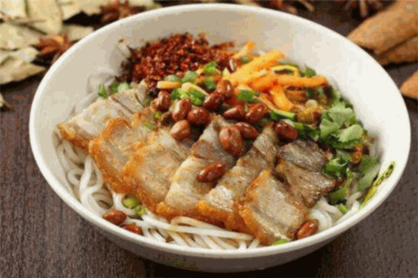 俏八方粉面