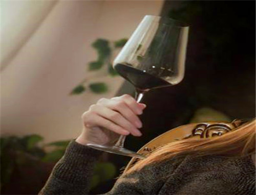 开源昌盛葡萄酒