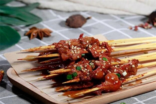 默串串