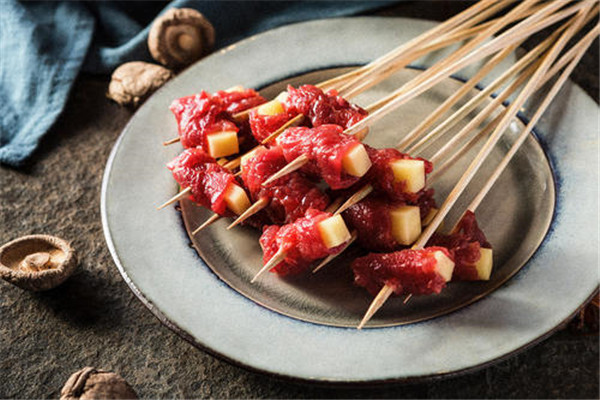 耍串牛肉串串香