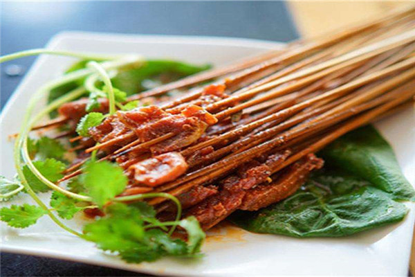 六合串串香