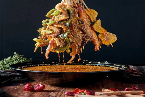 麻辣有约李记串串