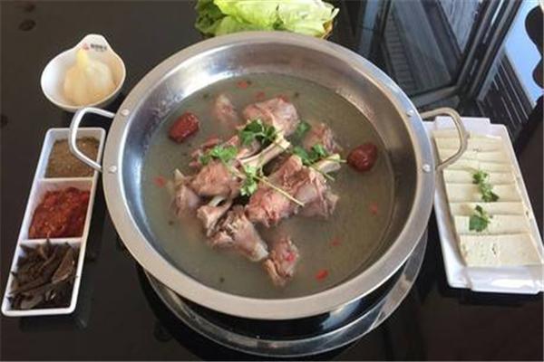 傻厨笨哥餐饮