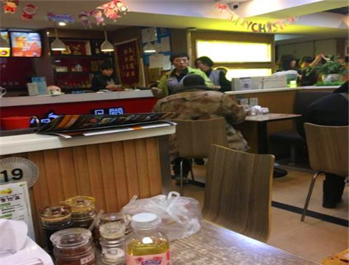一品堂云南过桥米线