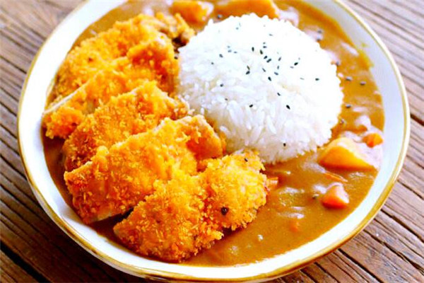 杨哥轰炸鸡饭
