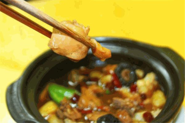 闻香客黄焖鸡米饭