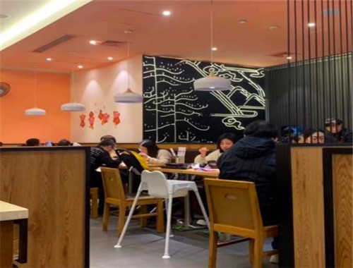 云石林过桥米线
